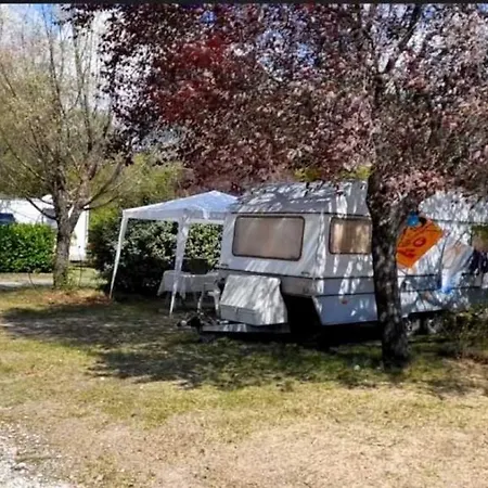 3 Etoiles - Piscine - Ccbaehg Campsite *