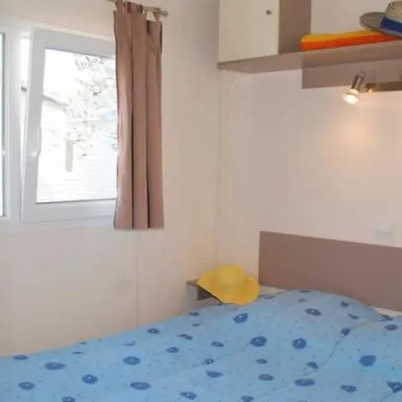 3 Etoiles - Piscine - Ccbaehg